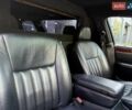 Черный Линкольн Таун Кар, объемом двигателя 4.6 л и пробегом 250 тыс. км за 19900 $, фото 49 на Automoto.ua