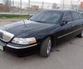 Чорний Лінкольн Town Car, об'ємом двигуна 4.6 л та пробігом 176 тис. км за 20000 $, фото 1 на Automoto.ua