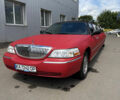 Червоний Лінкольн Town Car, об'ємом двигуна 4.6 л та пробігом 150 тис. км за 7500 $, фото 1 на Automoto.ua