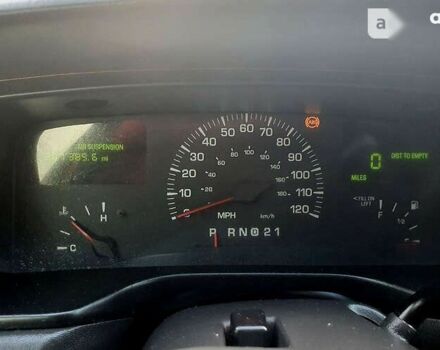 Лінкольн Town Car, об'ємом двигуна 4.6 л та пробігом 334 тис. км за 8000 $, фото 12 на Automoto.ua