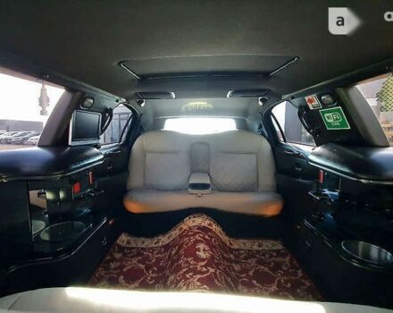 Лінкольн Town Car, об'ємом двигуна 4.6 л та пробігом 334 тис. км за 8000 $, фото 13 на Automoto.ua