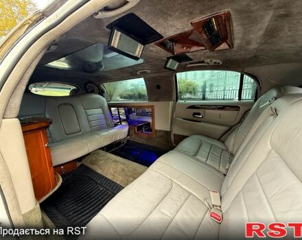 Лінкольн Town Car, об'ємом двигуна 4.6 л та пробігом 150 тис. км за 1850 $, фото 9 на Automoto.ua