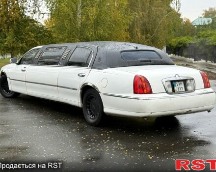 Лінкольн Town Car, об'ємом двигуна 4.6 л та пробігом 150 тис. км за 1850 $, фото 4 на Automoto.ua