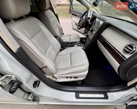 Белый Линкольн Зефир, объемом двигателя 2.97 л и пробегом 233 тыс. км за 5999 $, фото 45 на Automoto.ua