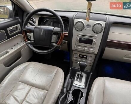 Белый Линкольн Зефир, объемом двигателя 2.97 л и пробегом 233 тыс. км за 5999 $, фото 69 на Automoto.ua