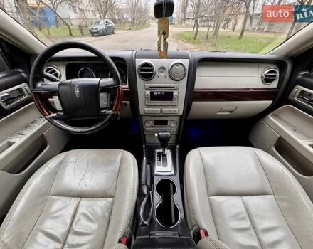 Белый Линкольн Зефир, объемом двигателя 2.97 л и пробегом 233 тыс. км за 5999 $, фото 68 на Automoto.ua