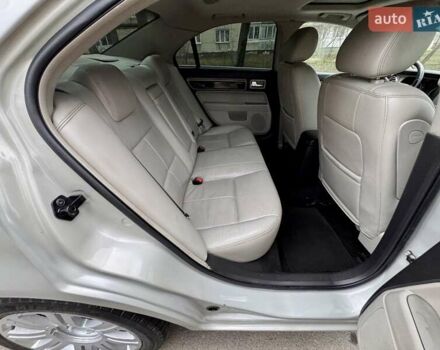 Белый Линкольн Зефир, объемом двигателя 2.97 л и пробегом 233 тыс. км за 5999 $, фото 63 на Automoto.ua