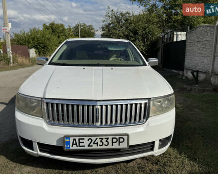 Білий Лінкольн Зефір, об'ємом двигуна 3 л та пробігом 240 тис. км за 6000 $, фото 1 на Automoto.ua