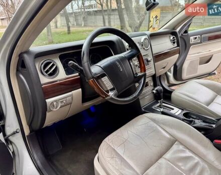 Белый Линкольн Зефир, объемом двигателя 2.97 л и пробегом 233 тыс. км за 5999 $, фото 54 на Automoto.ua