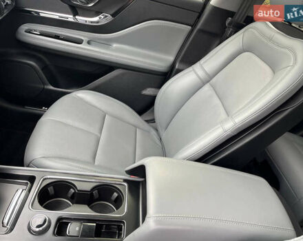 Білий Лінкольн Corsair, об'ємом двигуна 2 л та пробігом 84 тис. км за 22700 $, фото 17 на Automoto.ua