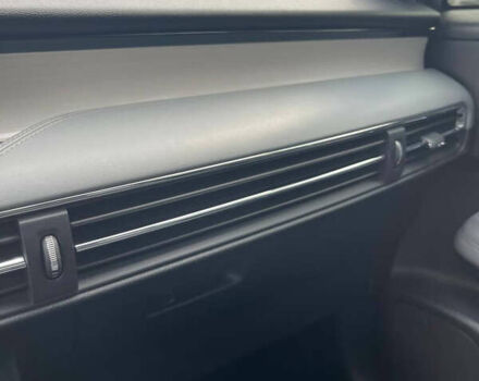 Білий Лінкольн Corsair, об'ємом двигуна 2 л та пробігом 84 тис. км за 22700 $, фото 23 на Automoto.ua