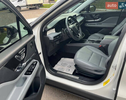 Білий Лінкольн Corsair, об'ємом двигуна 2 л та пробігом 84 тис. км за 22700 $, фото 13 на Automoto.ua