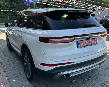 Белый Линкольн Corsair, объемом двигателя 2.3 л и пробегом 91 тыс. км за 22999 $, фото 4 на Automoto.ua