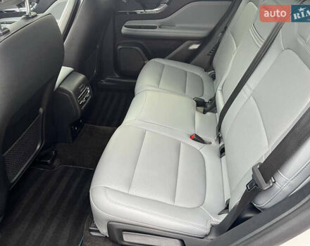 Білий Лінкольн Corsair, об'ємом двигуна 2 л та пробігом 84 тис. км за 22700 $, фото 18 на Automoto.ua