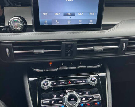 Білий Лінкольн Corsair, об'ємом двигуна 2 л та пробігом 84 тис. км за 22700 $, фото 28 на Automoto.ua