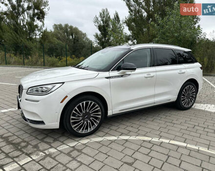 Белый Линкольн Corsair, объемом двигателя 2.29 л и пробегом 101 тыс. км за 24500 $, фото 4 на Automoto.ua