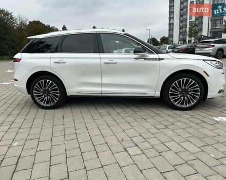 Белый Линкольн Corsair, объемом двигателя 2.29 л и пробегом 101 тыс. км за 24500 $, фото 9 на Automoto.ua