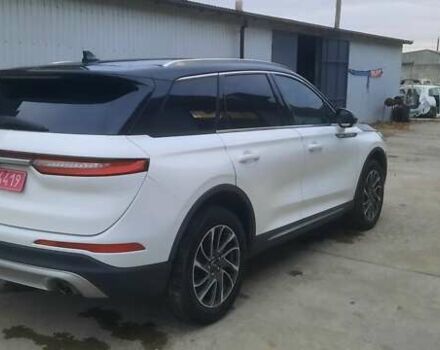 Белый Линкольн Corsair, объемом двигателя 2 л и пробегом 122 тыс. км за 14950 $, фото 4 на Automoto.ua