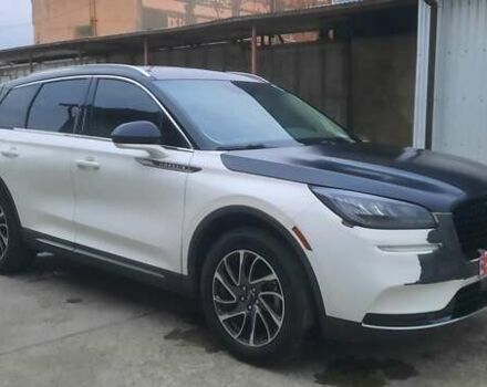 Белый Линкольн Corsair, объемом двигателя 2 л и пробегом 122 тыс. км за 14950 $, фото 6 на Automoto.ua