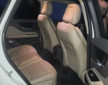 Белый Линкольн Corsair, объемом двигателя 2 л и пробегом 122 тыс. км за 14950 $, фото 19 на Automoto.ua