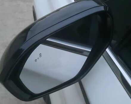 Белый Линкольн Corsair, объемом двигателя 2 л и пробегом 122 тыс. км за 14950 $, фото 9 на Automoto.ua