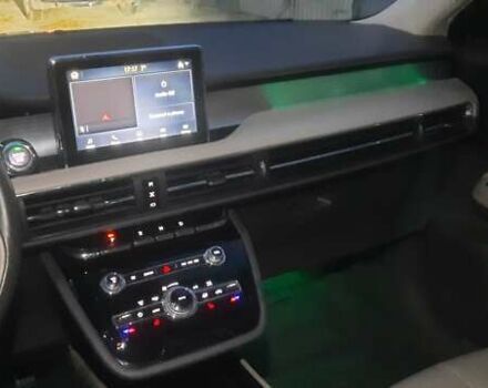 Белый Линкольн Corsair, объемом двигателя 2 л и пробегом 122 тыс. км за 14950 $, фото 25 на Automoto.ua