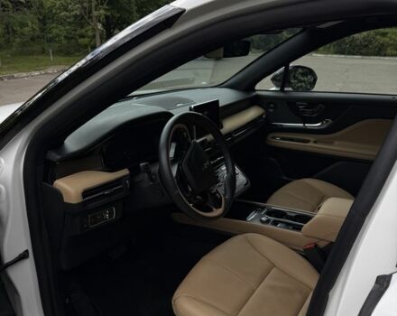 Білий Лінкольн Corsair, об'ємом двигуна 2.5 л та пробігом 16 тис. км за 33880 $, фото 3 на Automoto.ua