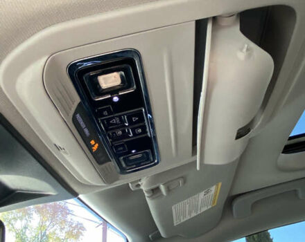 Білий Лінкольн Corsair, об'ємом двигуна 2 л та пробігом 78 тис. км за 27500 $, фото 41 на Automoto.ua