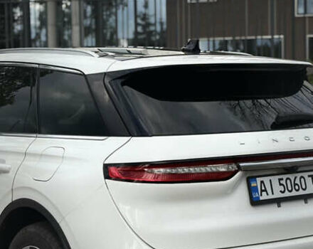 Белый Линкольн Corsair, объемом двигателя 2 л и пробегом 24 тыс. км за 25800 $, фото 25 на Automoto.ua