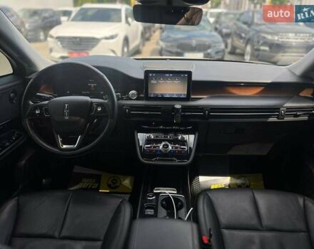 Белый Линкольн Corsair, объемом двигателя 2 л и пробегом 38 тыс. км за 27500 $, фото 15 на Automoto.ua