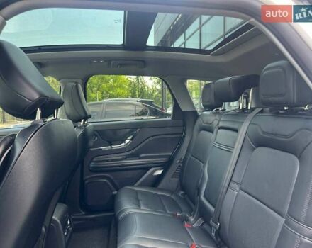 Белый Линкольн Corsair, объемом двигателя 2 л и пробегом 38 тыс. км за 27500 $, фото 22 на Automoto.ua