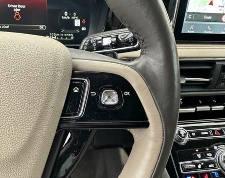 Белый Линкольн Corsair, объемом двигателя 2 л и пробегом 22 тыс. км за 27500 $, фото 27 на Automoto.ua