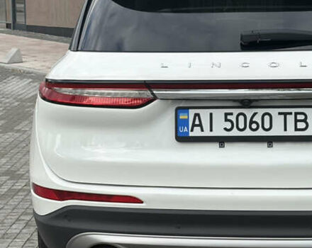 Белый Линкольн Corsair, объемом двигателя 2 л и пробегом 24 тыс. км за 25800 $, фото 36 на Automoto.ua