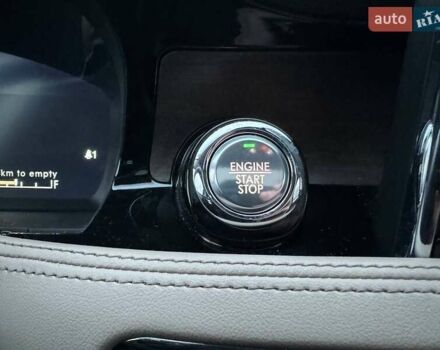 Белый Линкольн Corsair, объемом двигателя 2 л и пробегом 24 тыс. км за 25990 $, фото 20 на Automoto.ua