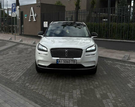 Белый Линкольн Corsair, объемом двигателя 2 л и пробегом 24 тыс. км за 25800 $, фото 18 на Automoto.ua