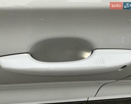 Белый Линкольн Corsair, объемом двигателя 2 л и пробегом 22 тыс. км за 27500 $, фото 20 на Automoto.ua