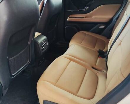 Белый Линкольн Corsair, объемом двигателя 2.49 л и пробегом 79 тыс. км за 30000 $, фото 4 на Automoto.ua