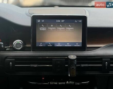 Белый Линкольн Corsair, объемом двигателя 2 л и пробегом 38 тыс. км за 27500 $, фото 17 на Automoto.ua