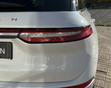 Білий Лінкольн Corsair, об'ємом двигуна 2 л та пробігом 78 тис. км за 27500 $, фото 13 на Automoto.ua