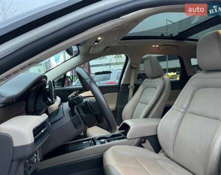 Белый Линкольн Corsair, объемом двигателя 2 л и пробегом 24 тыс. км за 25990 $, фото 27 на Automoto.ua