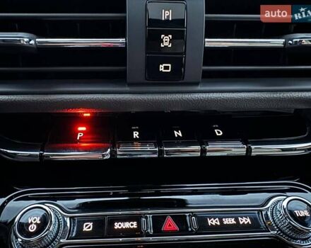 Белый Линкольн Corsair, объемом двигателя 2 л и пробегом 24 тыс. км за 25990 $, фото 23 на Automoto.ua