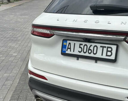 Белый Линкольн Corsair, объемом двигателя 2 л и пробегом 24 тыс. км за 25800 $, фото 32 на Automoto.ua