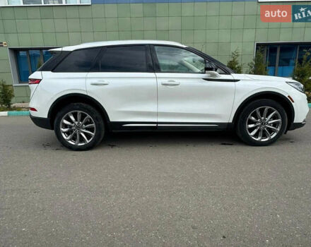 Белый Линкольн Corsair, объемом двигателя 2 л и пробегом 2 тыс. км за 30000 $, фото 1 на Automoto.ua