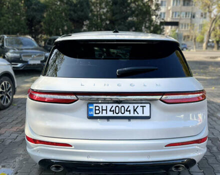 Білий Лінкольн Corsair, об'ємом двигуна 2 л та пробігом 16 тис. км за 33750 $, фото 1 на Automoto.ua