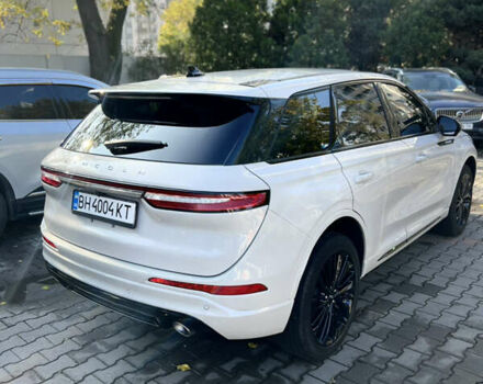 Белый Линкольн Corsair, объемом двигателя 2 л и пробегом 15 тыс. км за 34800 $, фото 9 на Automoto.ua