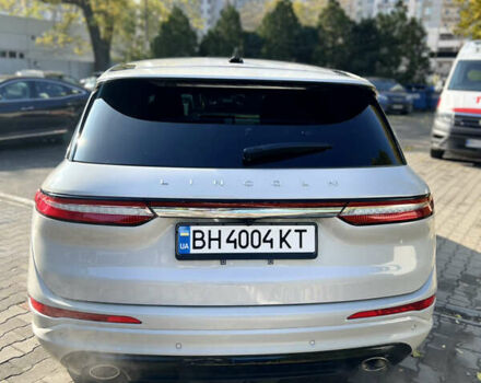 Белый Линкольн Corsair, объемом двигателя 2 л и пробегом 15 тыс. км за 34800 $, фото 4 на Automoto.ua