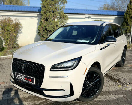 Белый Линкольн Corsair, объемом двигателя 2 л и пробегом 15 тыс. км за 34800 $, фото 1 на Automoto.ua