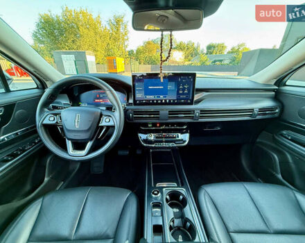 Білий Лінкольн Corsair, об'ємом двигуна 2.49 л та пробігом 23 тис. км за 36000 $, фото 29 на Automoto.ua