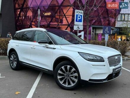 Белый Линкольн Corsair, объемом двигателя 2 л и пробегом 24 тыс. км за 25990 $, фото 1 на Automoto.ua