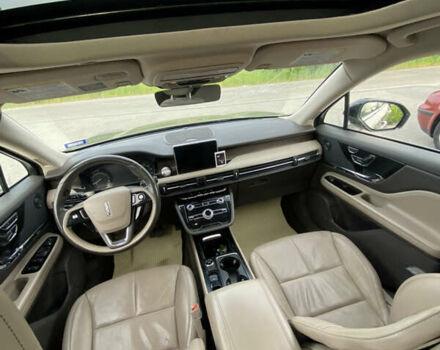 Бежевый Линкольн Corsair, объемом двигателя 2 л и пробегом 80 тыс. км за 29500 $, фото 11 на Automoto.ua